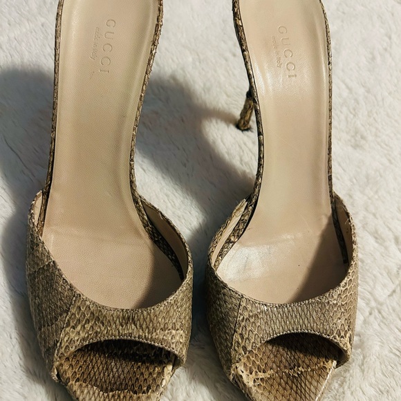 Gucci Light Cream/Tan Python Bamboo Heel - Picture 2 of 4